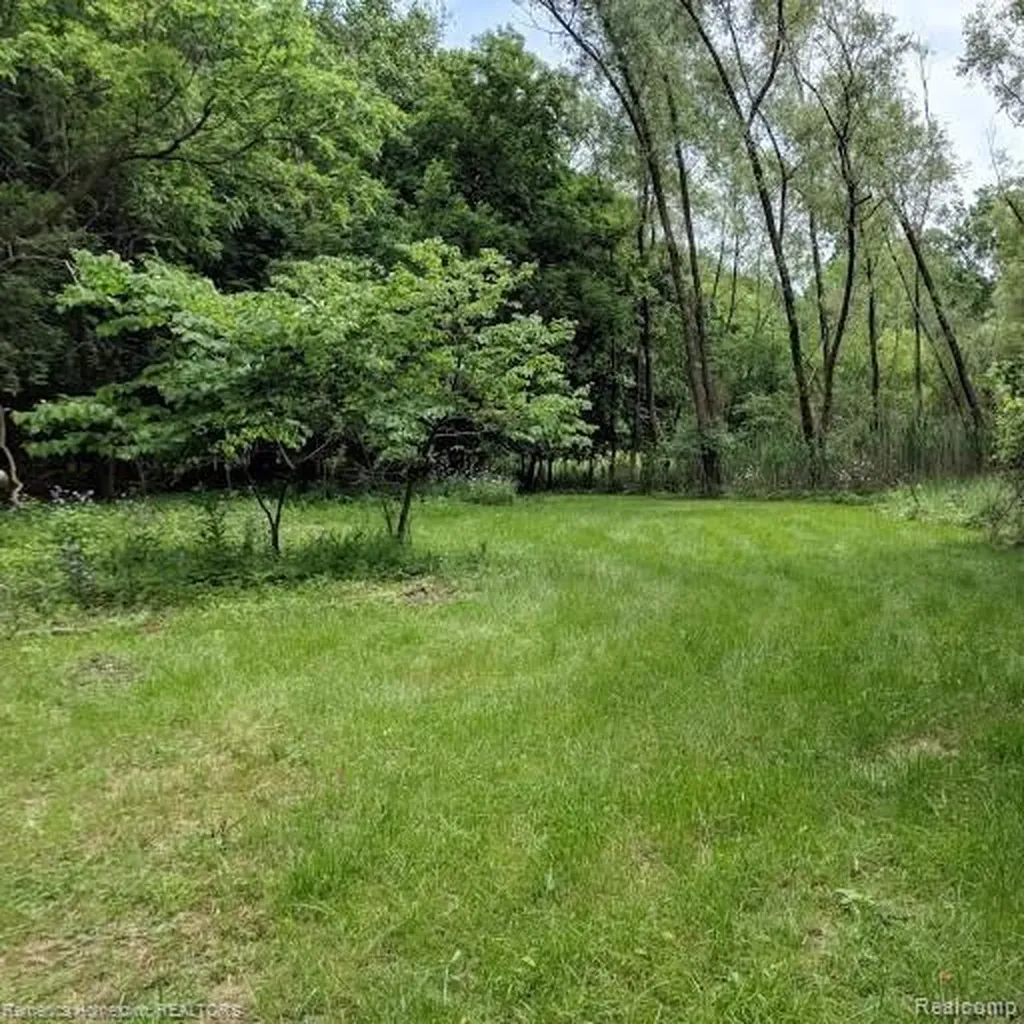 607 Fairbrook Street Northville City MI 48167