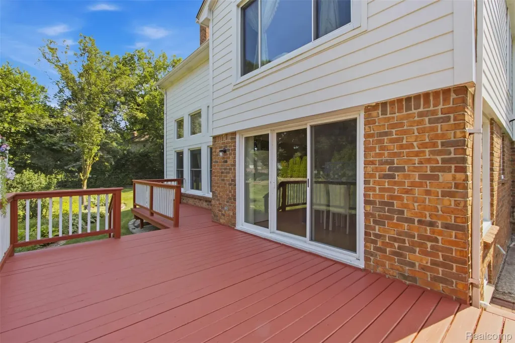 3417 Balfour Drive Troy City MI 48084