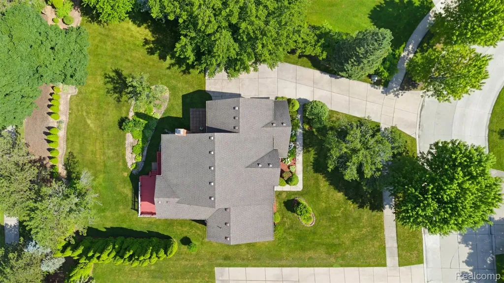3417 Balfour Drive Troy City MI 48084