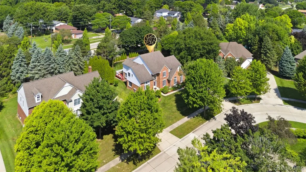 3417 Balfour Drive Troy City MI 48084