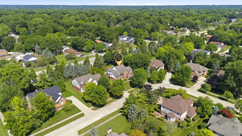 3417 Balfour Drive Troy City MI 48084