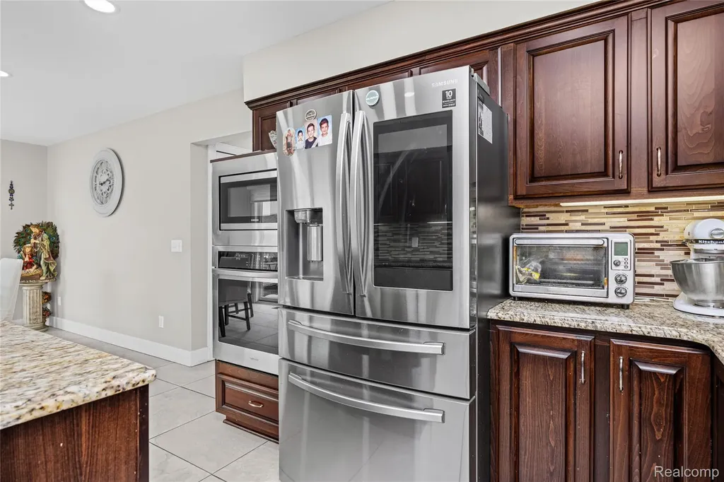 43352 Chardonnay Drive Sterling Heights City MI 48314