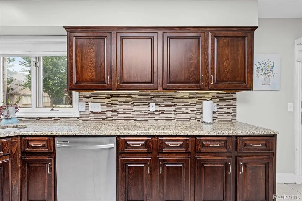43352 Chardonnay Drive Sterling Heights City MI 48314