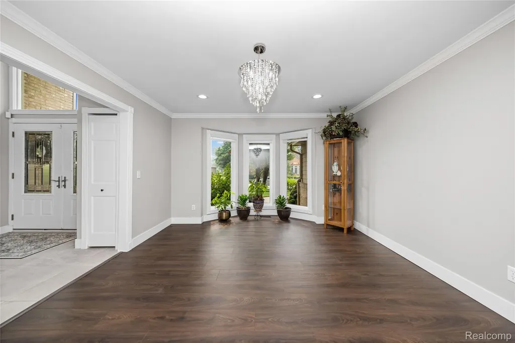 43352 Chardonnay Drive Sterling Heights City MI 48314
