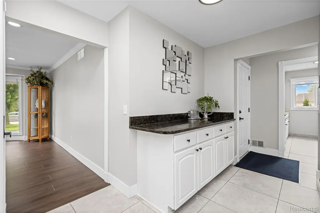 43352 Chardonnay Drive Sterling Heights City MI 48314