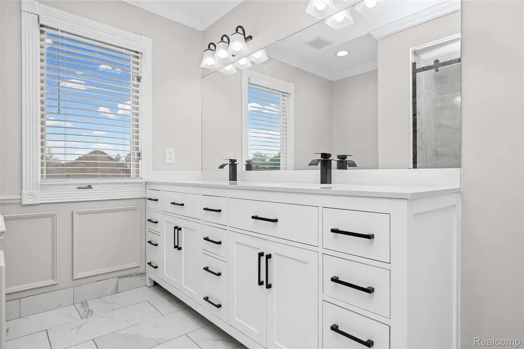 43352 Chardonnay Drive Sterling Heights City MI 48314