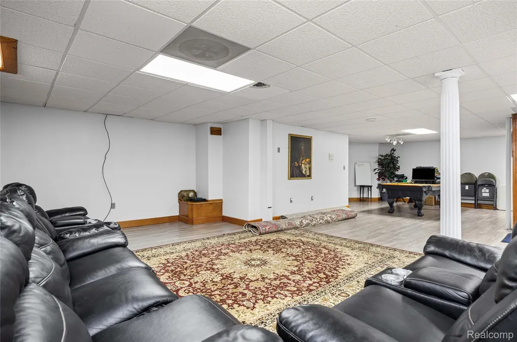 43352 Chardonnay Drive Sterling Heights City MI 48314