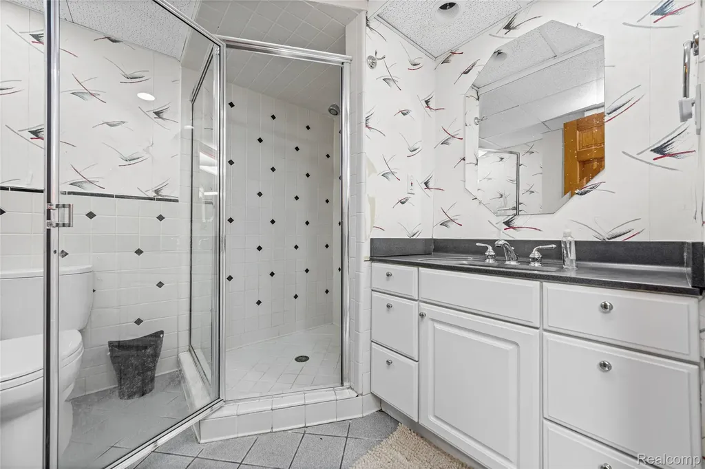 43352 Chardonnay Drive Sterling Heights City MI 48314