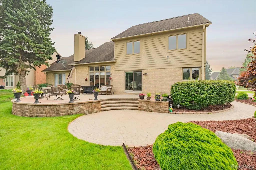 43352 Chardonnay Drive Sterling Heights City MI 48314