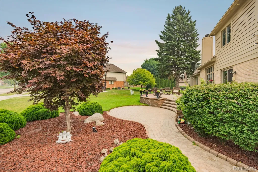 43352 Chardonnay Drive Sterling Heights City MI 48314