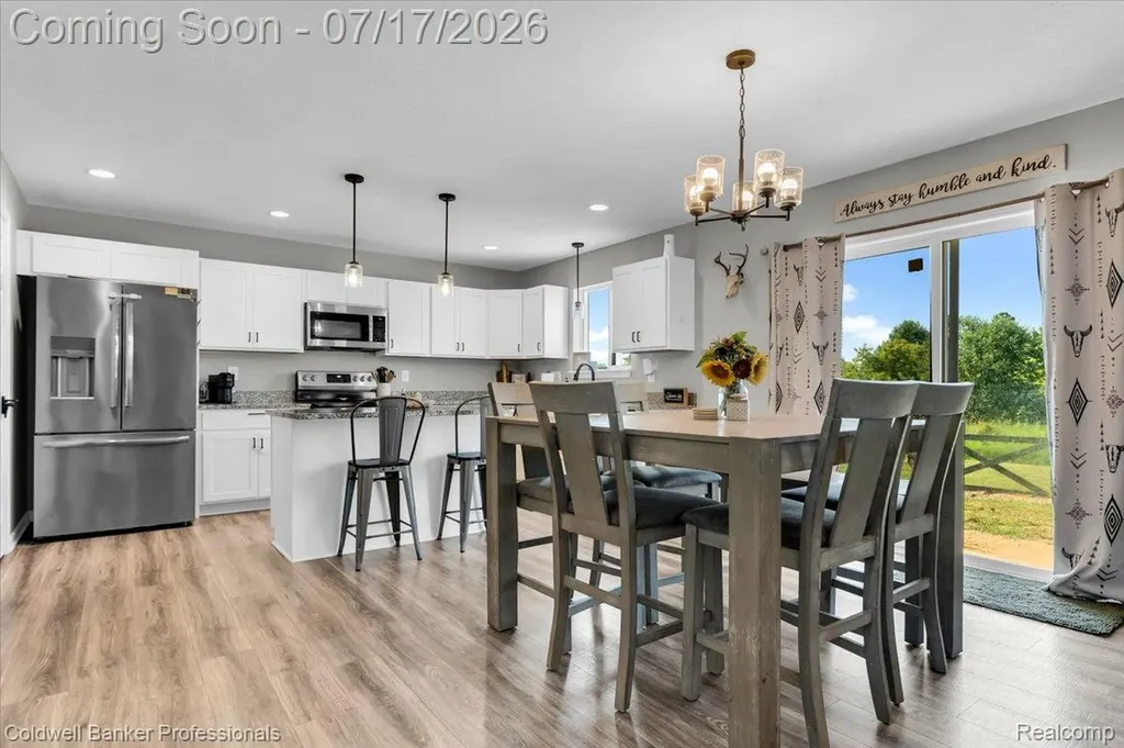 417 Constitution Avenue Brooklyn Village MI 49230