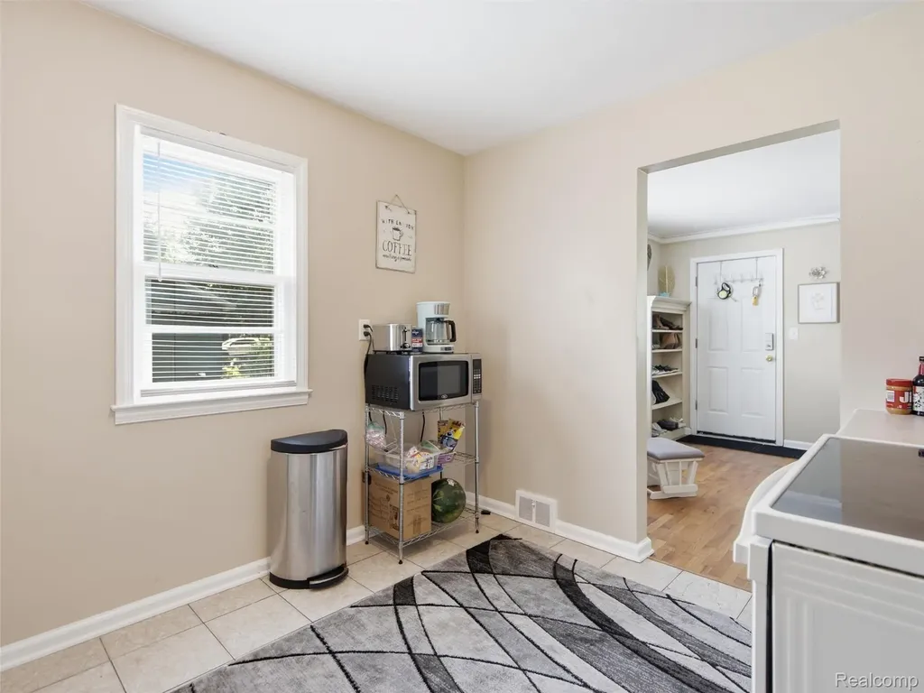 3328 Mills Acres Street Genesee Charter Township MI 48506