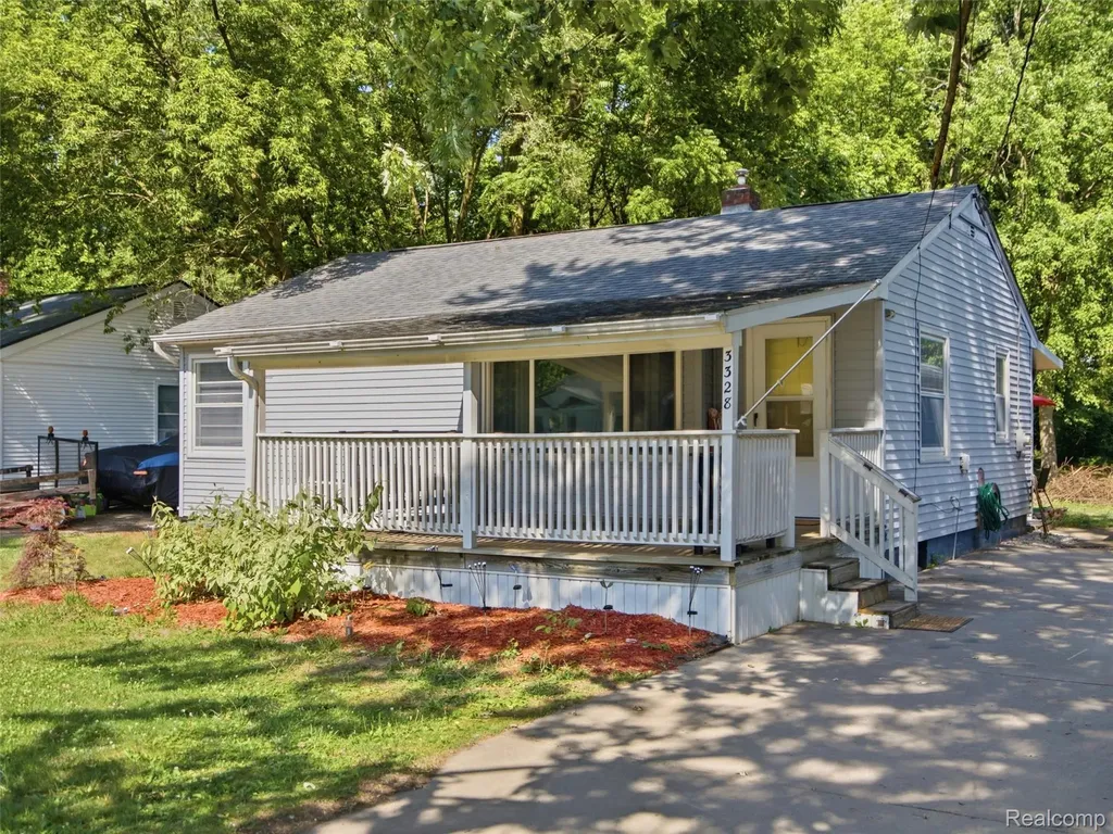 3328 Mills Acres Street Genesee Charter Township MI 48506