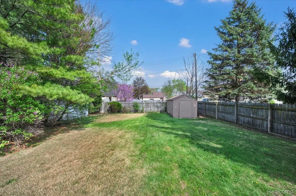 315 Pare Street Clawson City MI 48017