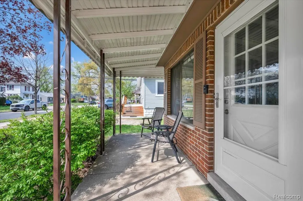 315 Pare Street Clawson City MI 48017
