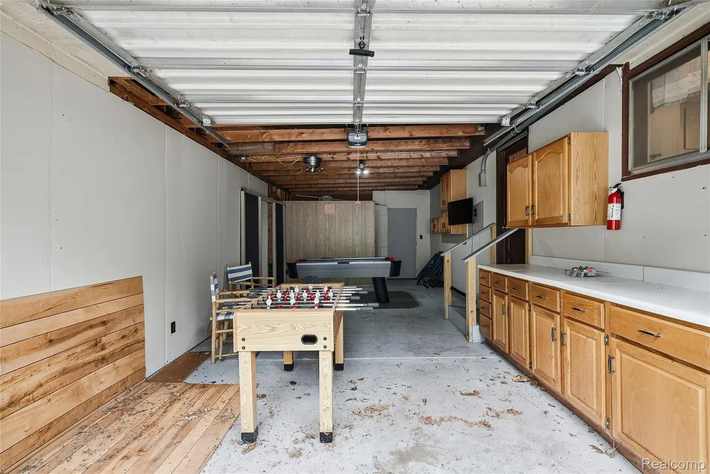 113 Birchwood Avenue Denton Township MI 48651