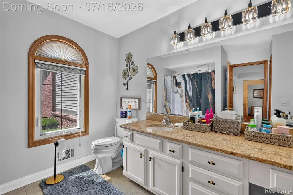 808 Maplewood Court Brighton City MI 48116