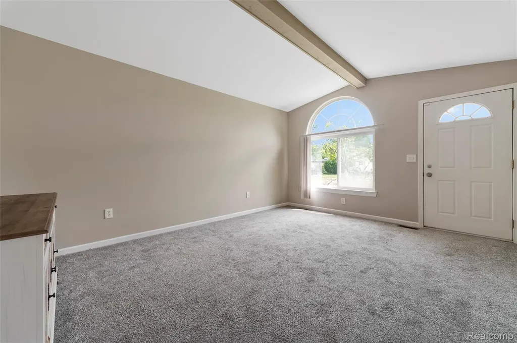 17245 Martin Road Roseville City MI 48066