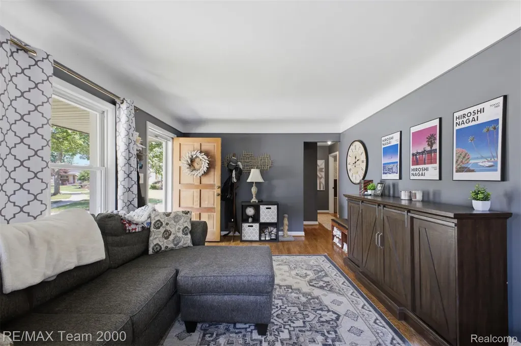 1953 Raymond Avenue Dearborn City MI 48124
