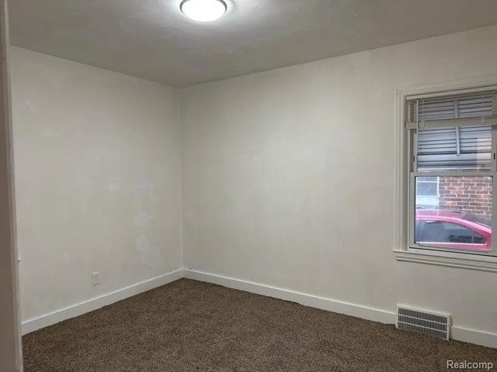 15860 Cruse Street Detroit City MI 48227