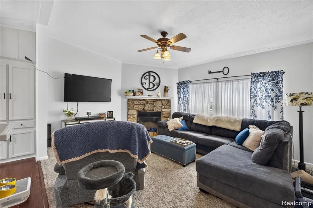 2858 Boulder Ridge Trail Highland Charter Township MI 48380