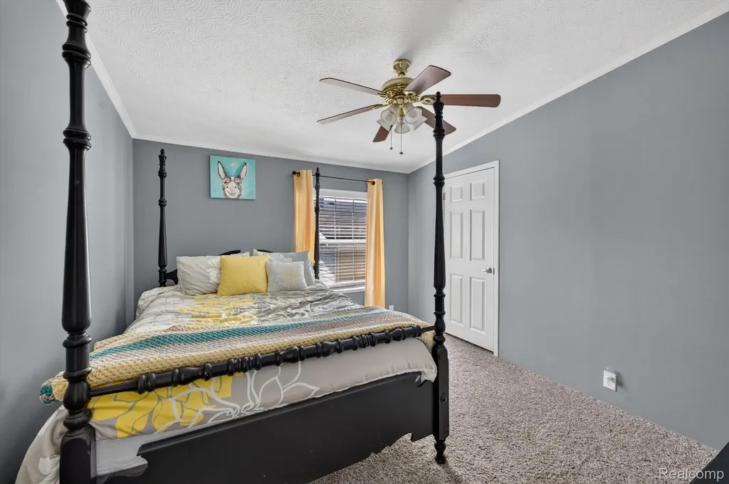 2858 Boulder Ridge Trail Highland Charter Township MI 48380