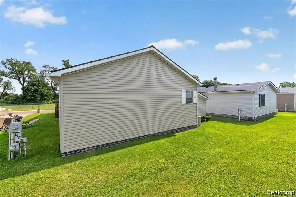 2858 Boulder Ridge Trail Highland Charter Township MI 48380