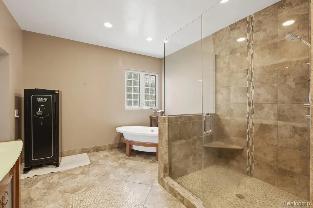 9669 Steephollow Drive White Lake Charter Township MI 48386