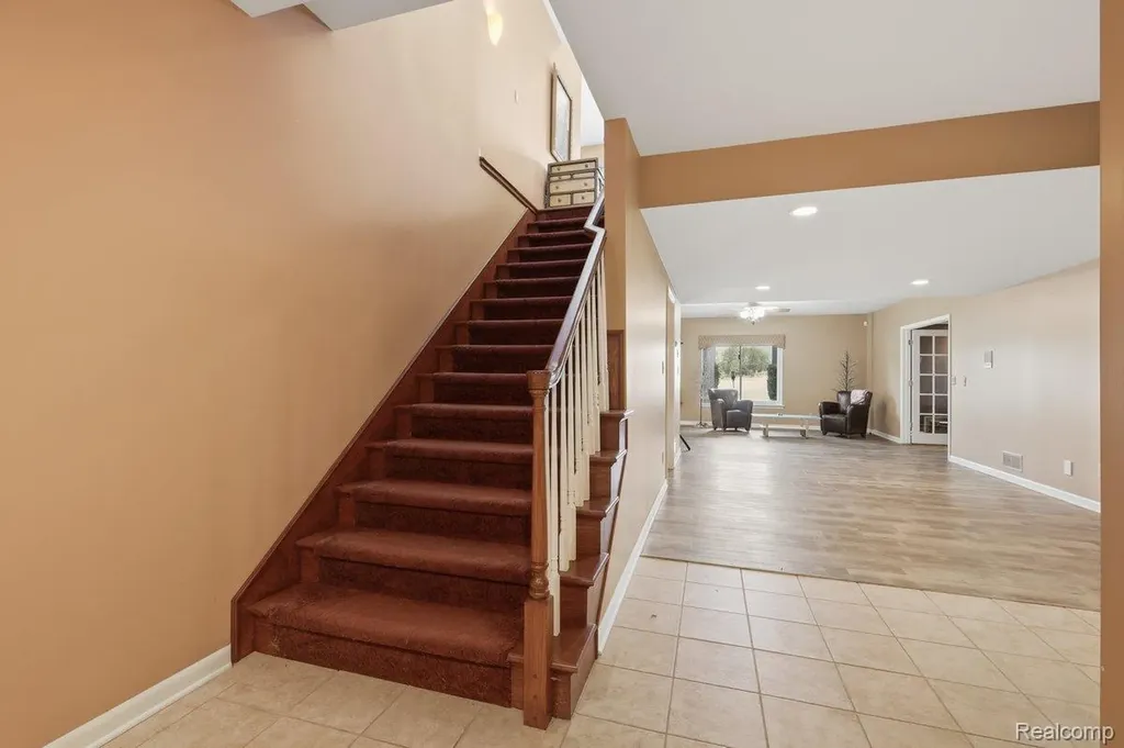 9669 Steephollow Drive White Lake Charter Township MI 48386