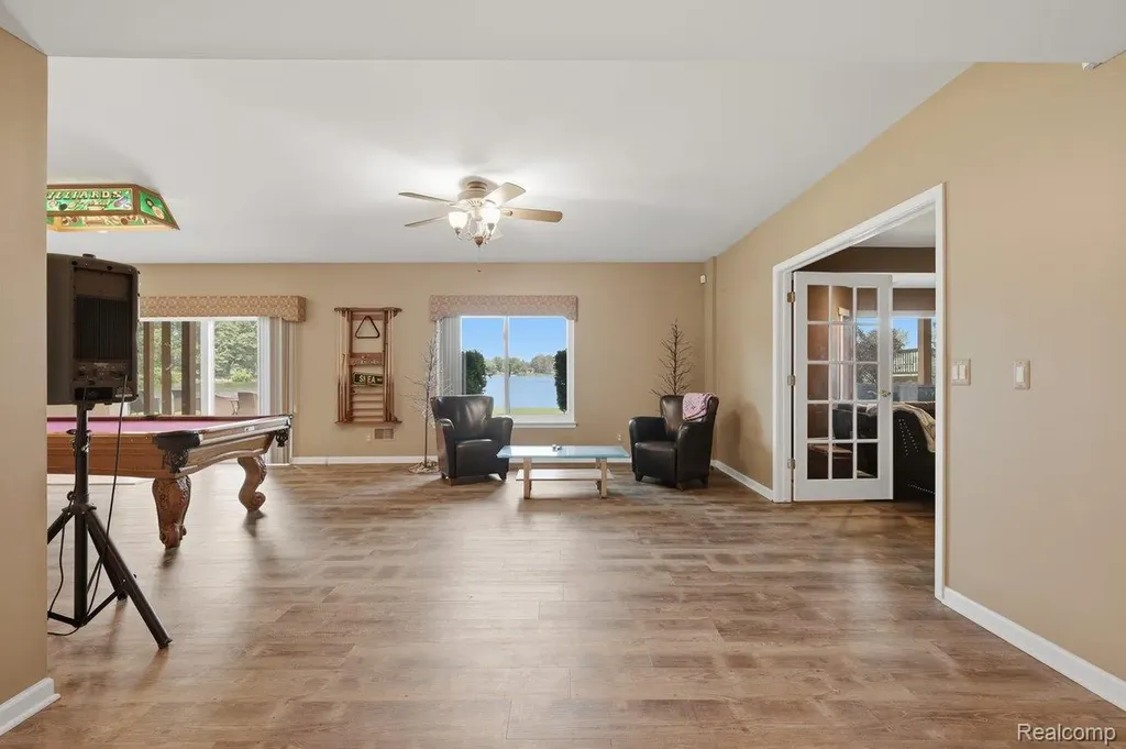 9669 Steephollow Drive White Lake Charter Township MI 48386