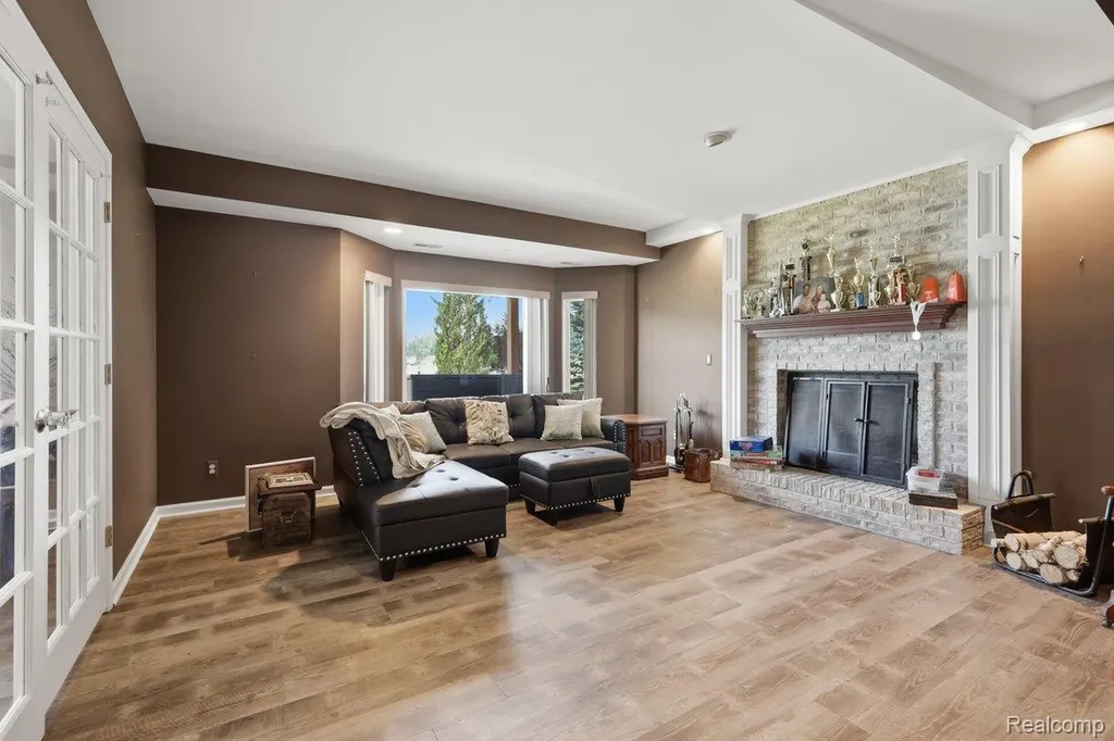 9669 Steephollow Drive White Lake Charter Township MI 48386