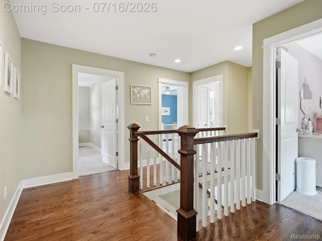 1427 N Maple Avenue Royal Oak City MI 48067