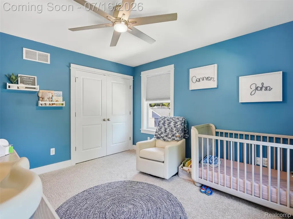 1427 N Maple Avenue Royal Oak City MI 48067