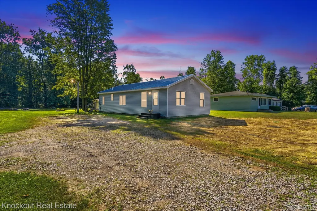 12845 Bueche Road Albee Township MI 48417