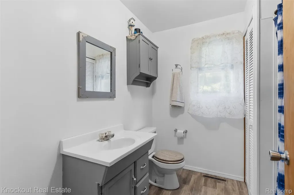 12845 Bueche Road Albee Township MI 48417