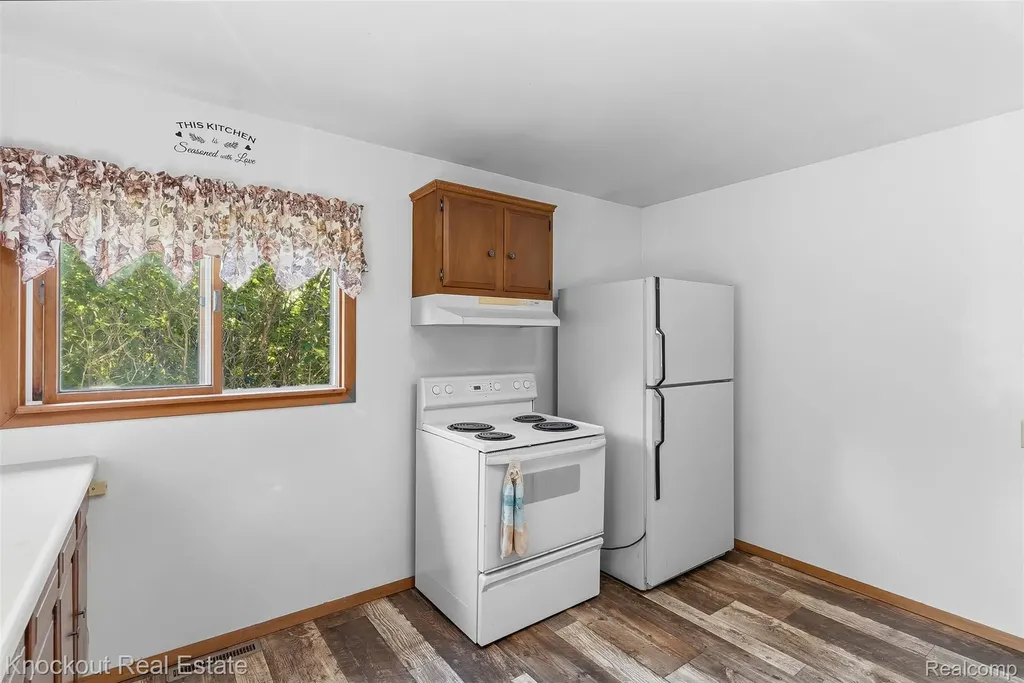 12845 Bueche Road Albee Township MI 48417
