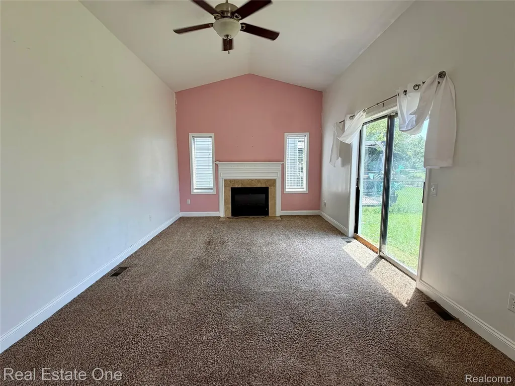 1930 Alexander Drive Westland City MI 48186