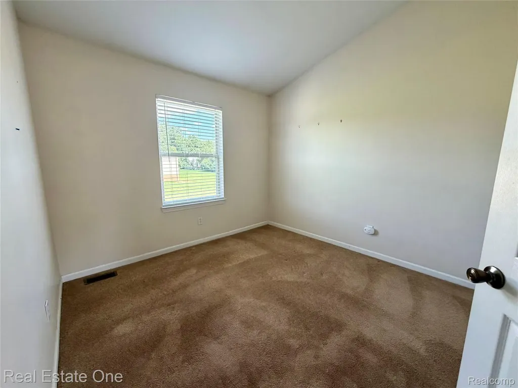 1930 Alexander Drive Westland City MI 48186