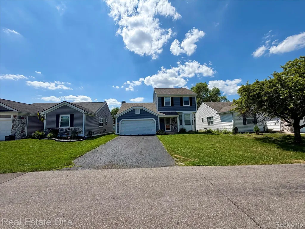 1930 Alexander Drive Westland City MI 48186