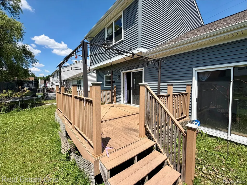 1930 Alexander Drive Westland City MI 48186