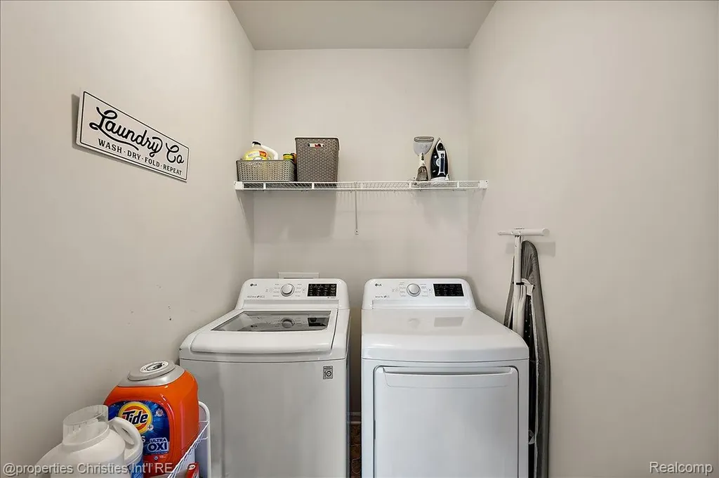 50026 Alden Canton Charter Township MI 48188