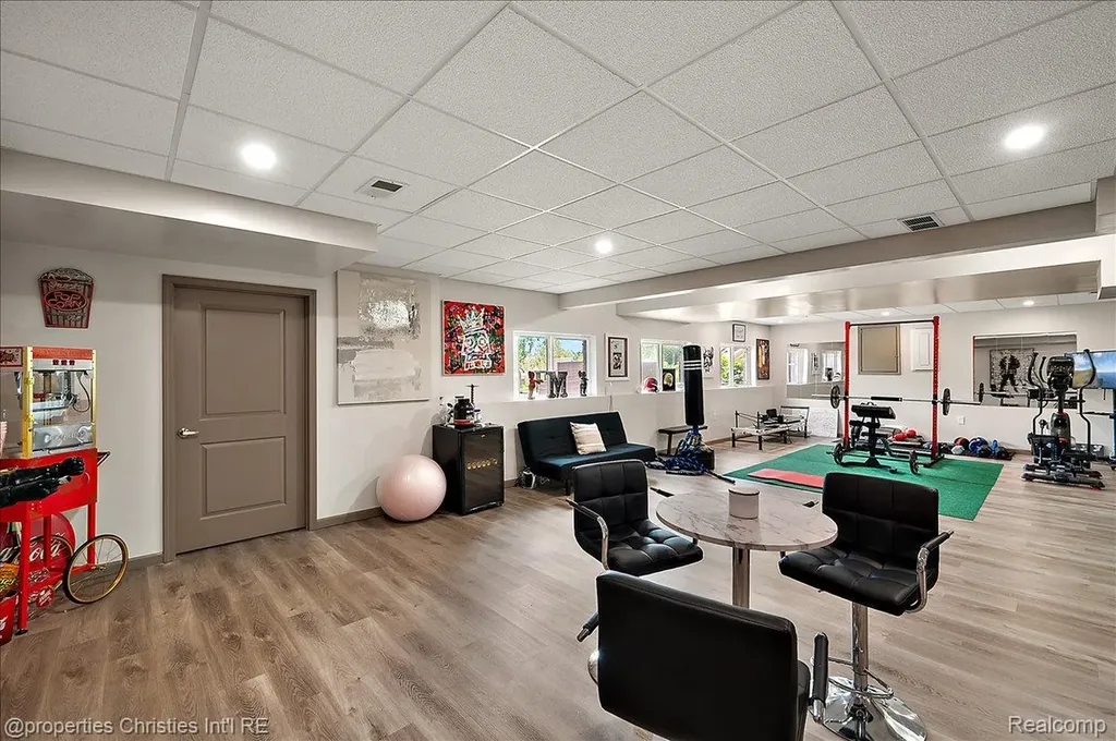 50026 Alden Canton Charter Township MI 48188