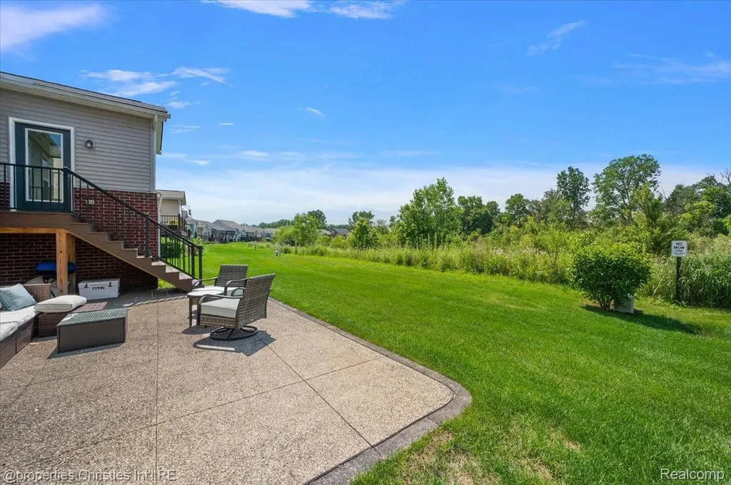 50026 Alden Canton Charter Township MI 48188