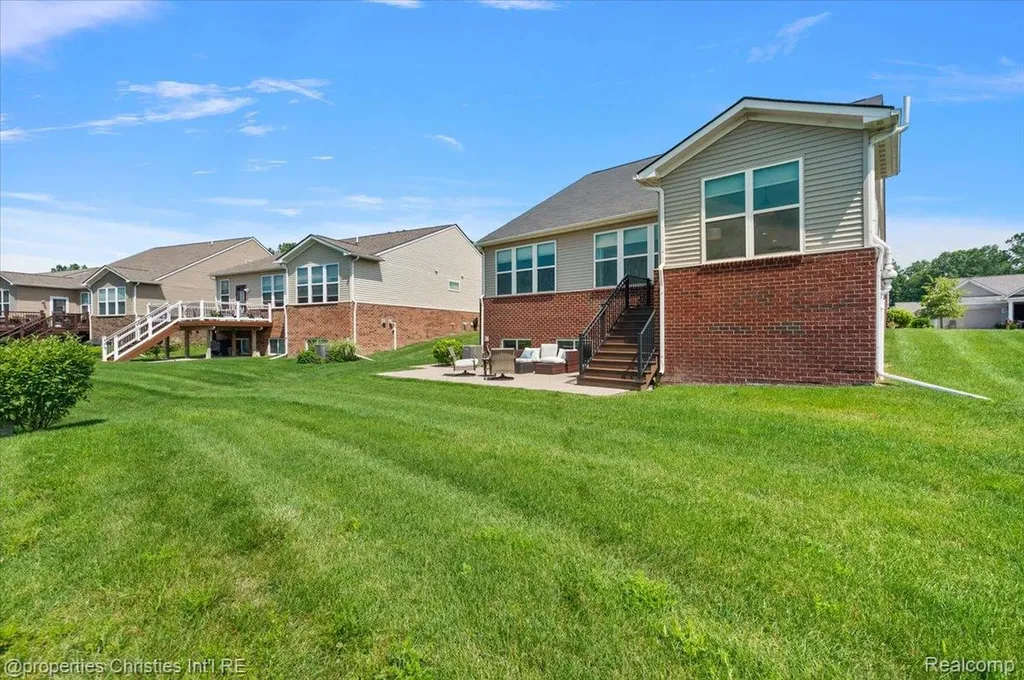 50026 Alden Canton Charter Township MI 48188