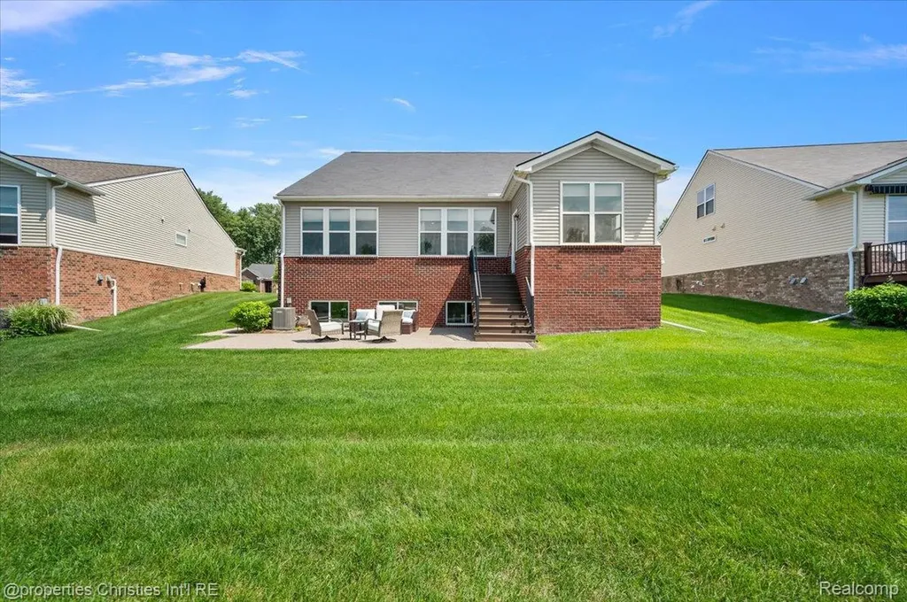50026 Alden Canton Charter Township MI 48188