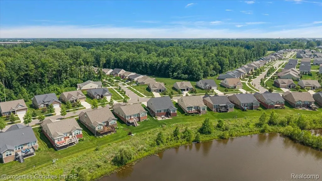 50026 Alden Canton Charter Township MI 48188