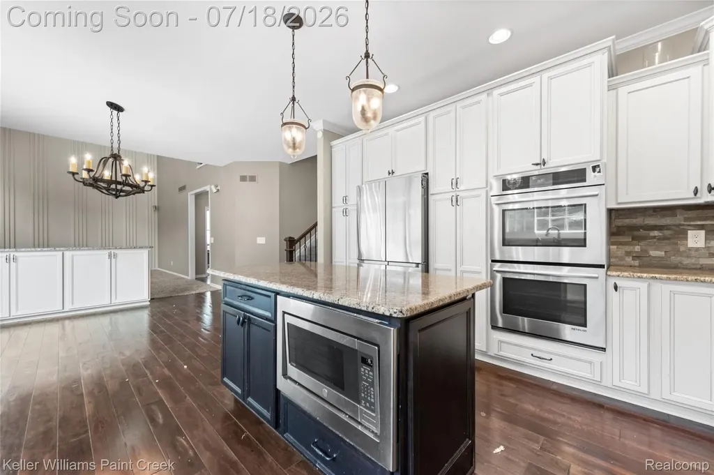 4230 Holly Lane Oakland Charter Township MI 48306