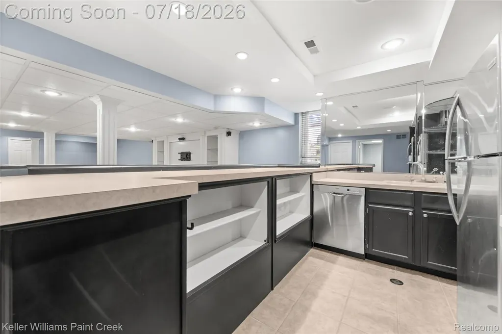 4230 Holly Lane Oakland Charter Township MI 48306