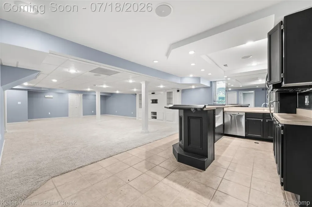 4230 Holly Lane Oakland Charter Township MI 48306