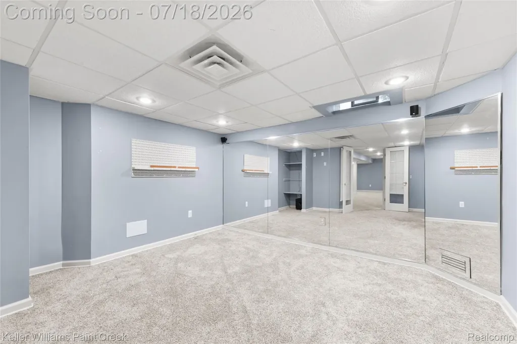 4230 Holly Lane Oakland Charter Township MI 48306